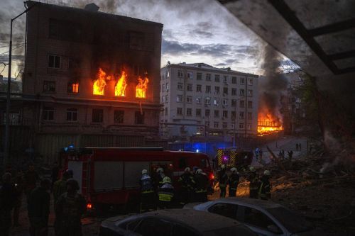 Kyiv trúng tên lửa hành trình