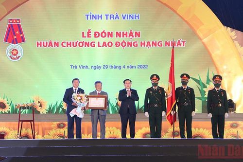 Phát huy truyền thống tốt đẹp, đoàn kết xây dựng Trà Vinh ngày càng giàu mạnh