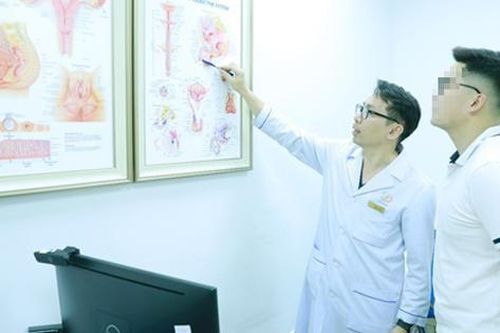 Nhiều người đàn ông tìm đến bác sĩ do giảm hứng thú 'chuyện ấy' hậu COVID-19