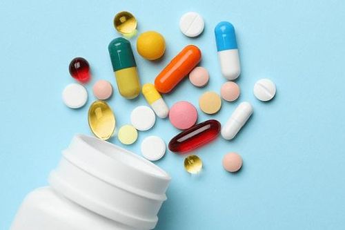 Bộ Y tế nói gì về việc Bệnh viện Chợ Rẫy thiếu thuốc, bệnh nhân phải mua ngoài?