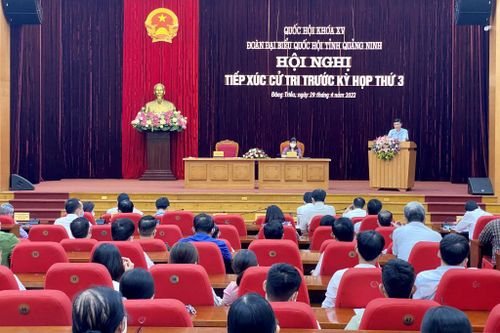 Chủ nhiệm Ủy ban Kinh tế Vũ Hồng Thanh tiếp xúc cử tri thị xã Đông Triều, Quảng Ninh