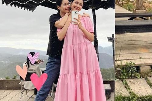 Tăng Thanh Hà chúc mừng sinh nhật Thân Thúy Hà nhưng ai cũng chú ý vào nhan sắc mộc mạc của hai mỹ nhân trong bức ảnh