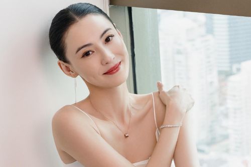 Trương Bá Chi bị kiện, đòi bồi thường 1,9 triệu USD