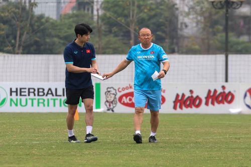Huấn luyện viên Park Hang-seo công bố danh sách rút gọn 25 cầu thủ U23 Việt Nam