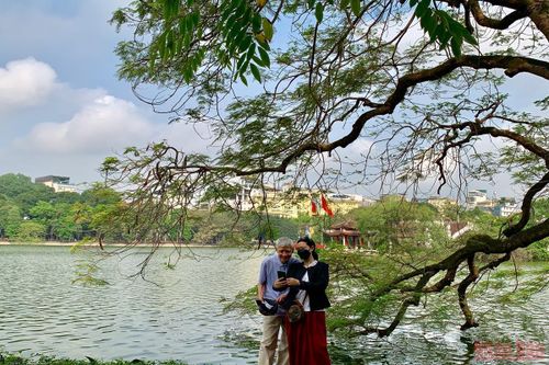 Có một Hà Nội vắng vẻ sáng 30/4