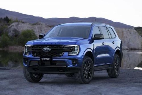 Ford triệu hồi hơn 250.000 xe Everest vì lỗi mất phanh khi đỗ