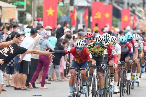 Cúp xe đạp truyền hình TP.HCM: Igor Frolov đoạt áo vàng chung cuộc