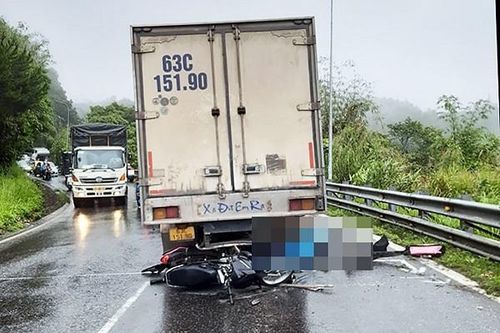 Tai nạn liên hoàn trên đèo Bảo Lộc, 2 người chết