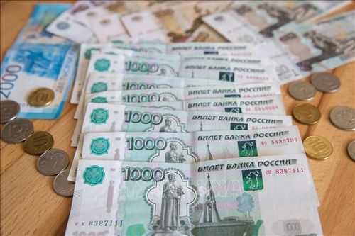 Khu vực ở Ukraine do Nga kiểm soát sẽ bắt đầu sử dụng đồng ruble