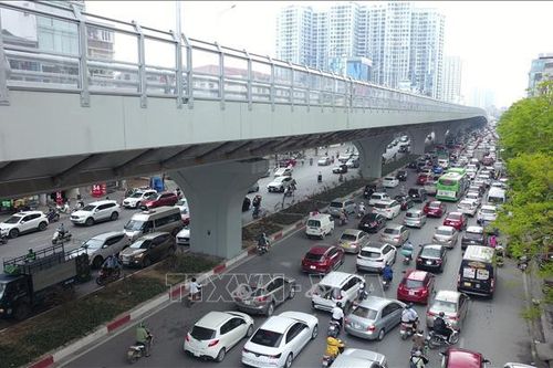 Ùn tắc giao thông trong dịp lễ 30/4 và 1/5 ở Hà Nội đã 'hạ nhiệt'