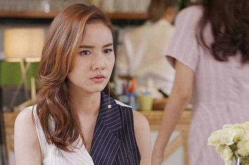 Uất nghẹn trước sự chiều chuộng của mẹ chồng dành cho chị dâu dù cùng đang mang thai