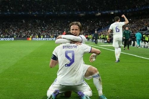 Lần lóe sáng cuối cùng của thế hệ Benzema, Modric