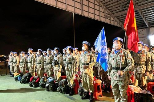 Đón Bệnh viện dã chiến cấp 2 số 3 hoàn thành nhiệm vụ về nước