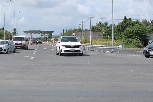 ĐBSCL: Giao thông ngày 1-5 hạ nhiệt, cao tốc Trung Lương - Mỹ Thuận thông thoáng