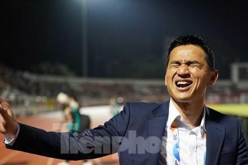 HLV Kiatisuk trải lòng ngày chia tay bảng H AFC Champion League 2022