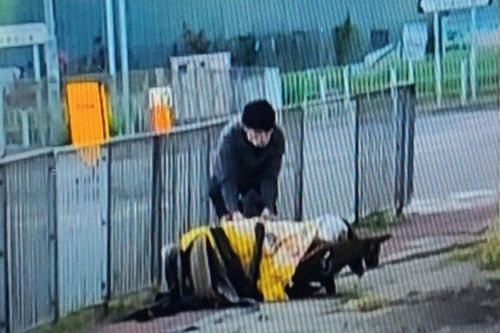 Thanh niên sát hại bạn gái, kéo lê xác ngoài đường giữa ban ngày, nhân chứng kể lại cảnh tượng 'hãi hùng'