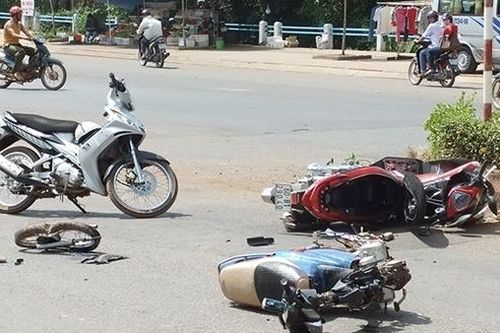 Kẻ trốn truy nã ra nước ngoài đã đầu thú sau 20 năm gây án