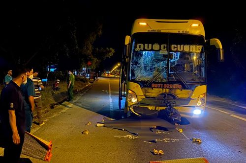 Tạm giữ tài xế ôtô khách sau vụ tai nạn khiến 3 người chết