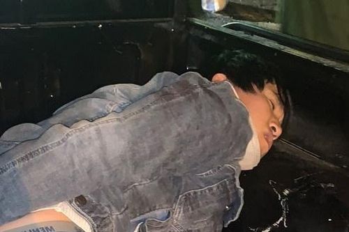Chém 3 người nguy kịch sau va chạm giao thông