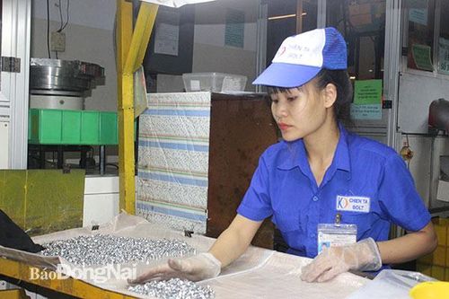 Doanh thu doanh nghiệp FDI tăng gần 500 triệu USD