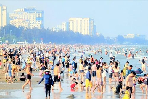 Thanh Hóa đón 900.000 lượt khách, doanh thu gần 2000 tỷ đồng trong dịp nghỉ lễ