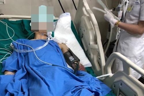 Nam thanh niên ở Tuyên Quang nguy kịch sau khi hút thuốc lào