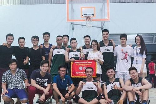 Giảng viên 8X truyền cảm hứng khởi nghiệp cho sinh viên