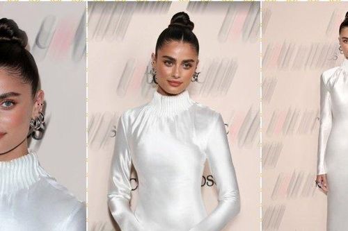 'Thiên thần' nội y Taylor Hill hút mắt với đầm xẻ táo bạo