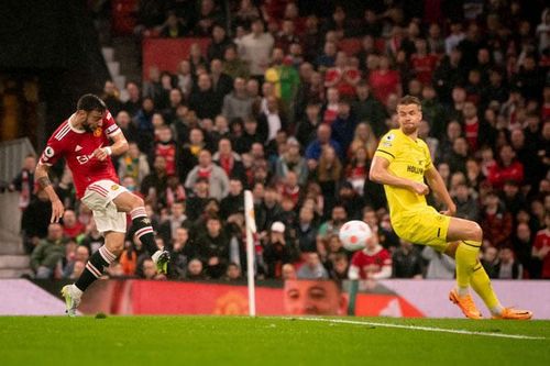 Đại thắng Brentford, MU níu hy vọng mong manh vào top 4