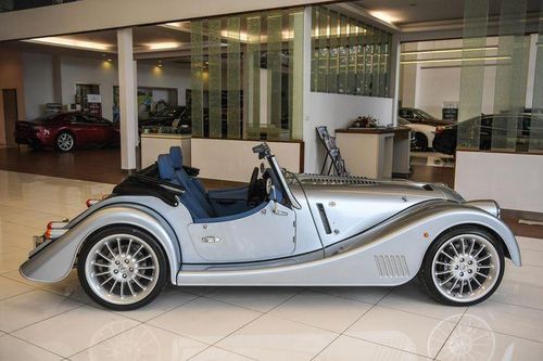Cận cảnh Morgan Plus Six 2022 vừa cập bến Việt Nam, giá 8,2 tỷ đồng