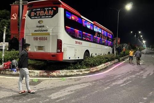 Liên tiếp 3 vụ tai nạn khiến 2 người chết, 1 người bị thương
