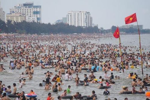 Du lịch Thanh Hóa đón gần 1 triệu lượt khách trong 4 ngày nghỉ lễ