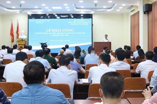 Hà Nội: Gần 300 đại biểu HĐND cấp huyện tham gia bồi dưỡng kỹ năng