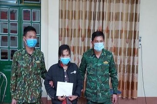 Con gái mua ma túy rủ mẹ cùng sử dụng