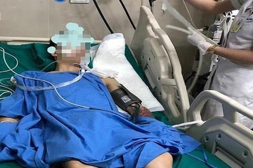Nam thanh niên 25 tuổi nguy kịch sau khi hút điếu thuốc lào
