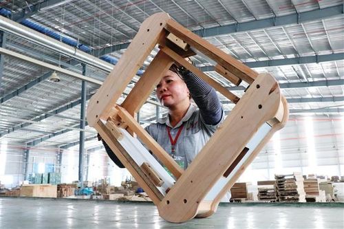 Giải pháp phát triển nhân lực nhân lực chất lượng cao ở Bình Dương
