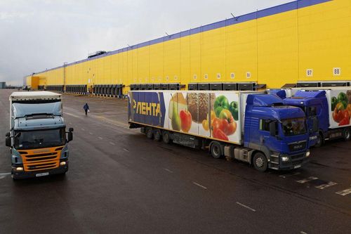 Nhà bán lẻ Nga thương thảo nhập khẩu hàng hóa thông qua Kazakhstan