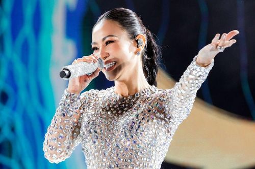 Sẵn sàng 'comeback' Vbiz, Thu Minh khẳng định: 'Chưa khi nào tôi nhiều năng lượng như lúc này'