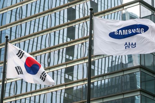 Samsung giữ vững vị thế là công ty lớn nhất Hàn Quốc
