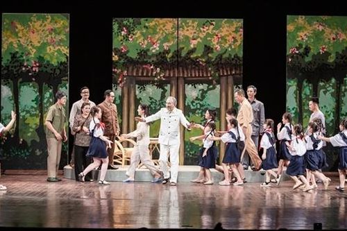 'Lá đơn thứ 72', vở kịch giàu ý nghĩa