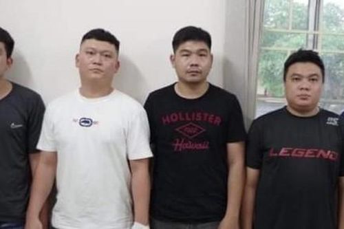 Đánh 2 người trọng thương sau va chạm giao thông trên đường