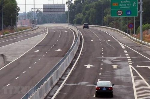 Yêu cầu VEC khắc phục hư hỏng trên cao tốc Đà Nẵng - Quảng Ngãi