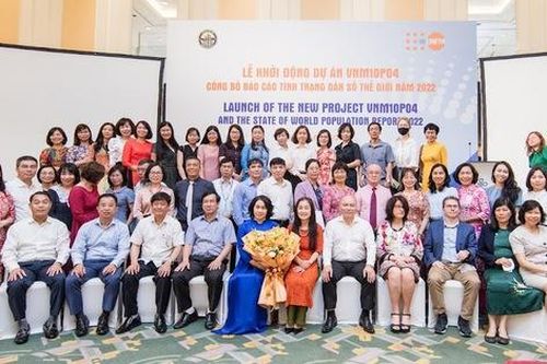 Mang thai ngoài kế hoạch: Cuộc khủng hoảng đang bị lãng quên