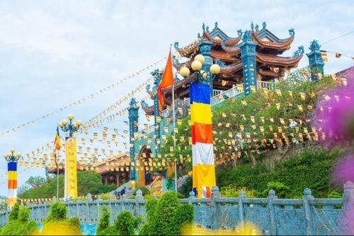 Đại lễ Phật đản chùa Ba Vàng 2022 góp phần 'kích cầu' du lịch Quảng Ninh