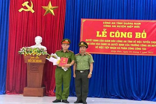 Tuyển chọn nguyên Trưởng Công an xã bán chuyên trách vào CAND