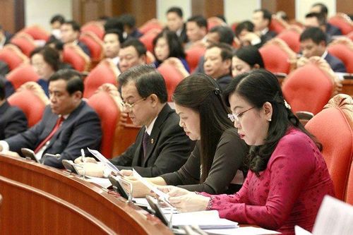 Trung ương thảo luận việc thực hiện Nghị quyết về đổi mới, phát triển và nâng cao hiệu quả kinh tế tập thể