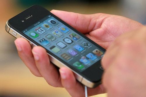 Apple bồi thường 20 triệu USD cho người dùng iPhone 4S