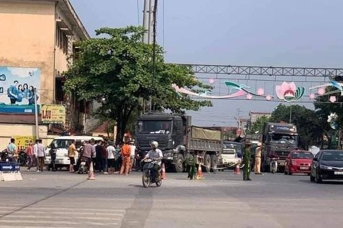 Vụ 3 mẹ con bị xe tải cán tử vong, có cháu bé bị trao nhầm 11 năm trước