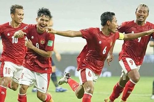 Huy chương vàng bóng đá: Mục tiêu của các 'ông kẹ' khu vực