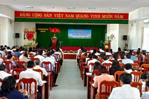 Chú trọng tạo nguồn và bồi dưỡng chuẩn hóa đội ngũ cán bộ quản lý, giáo viên